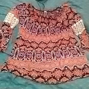 Pinwheel sleeve tunic